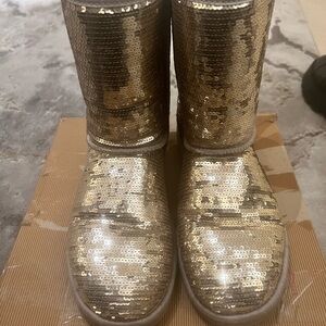 UGG Australia sparkle silver Sequin Women's short Boots